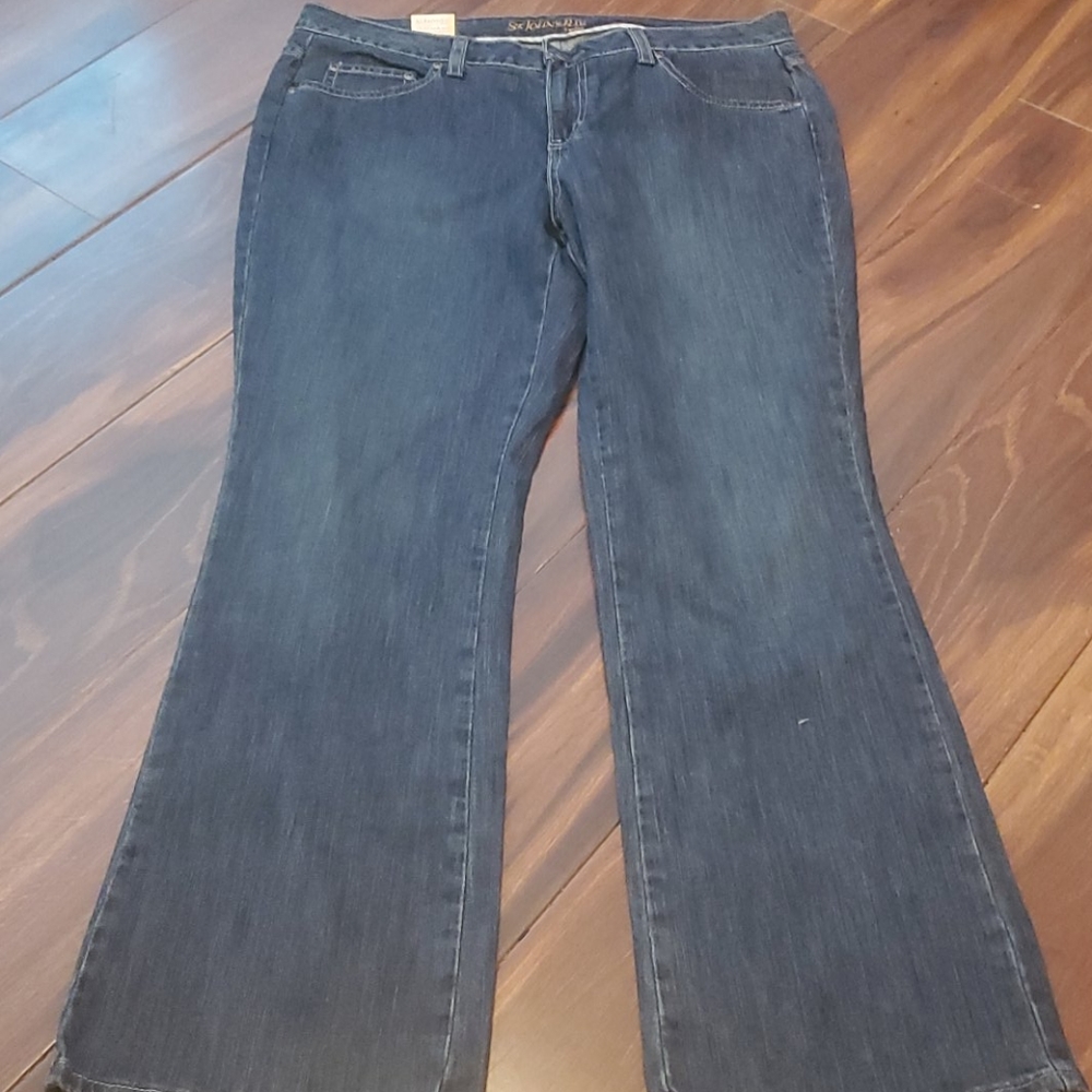 St John's Bay Womens Jeans Bootcut size 14 P